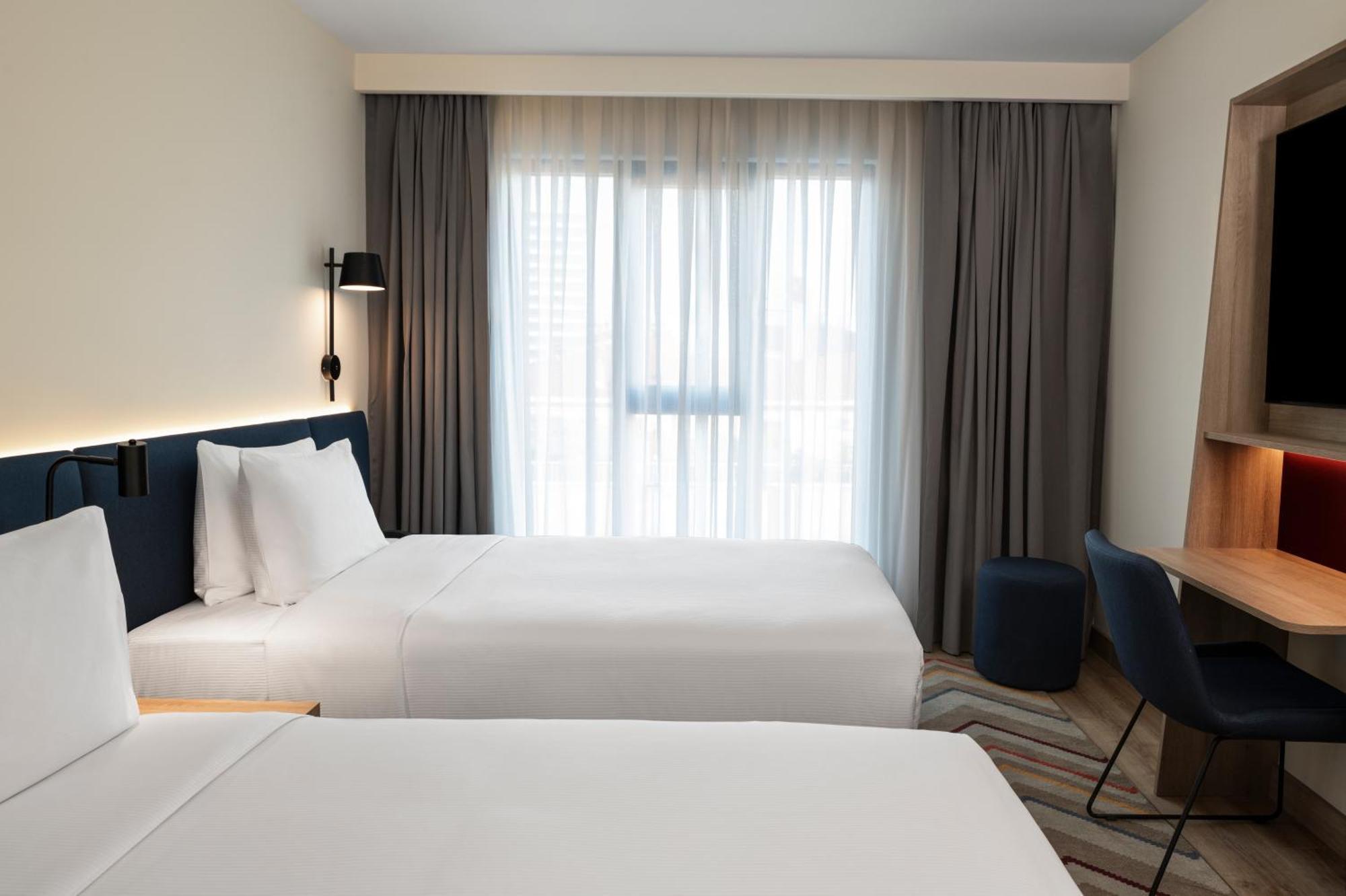 Hampton By Hilton Istanbul Merter Esterno foto