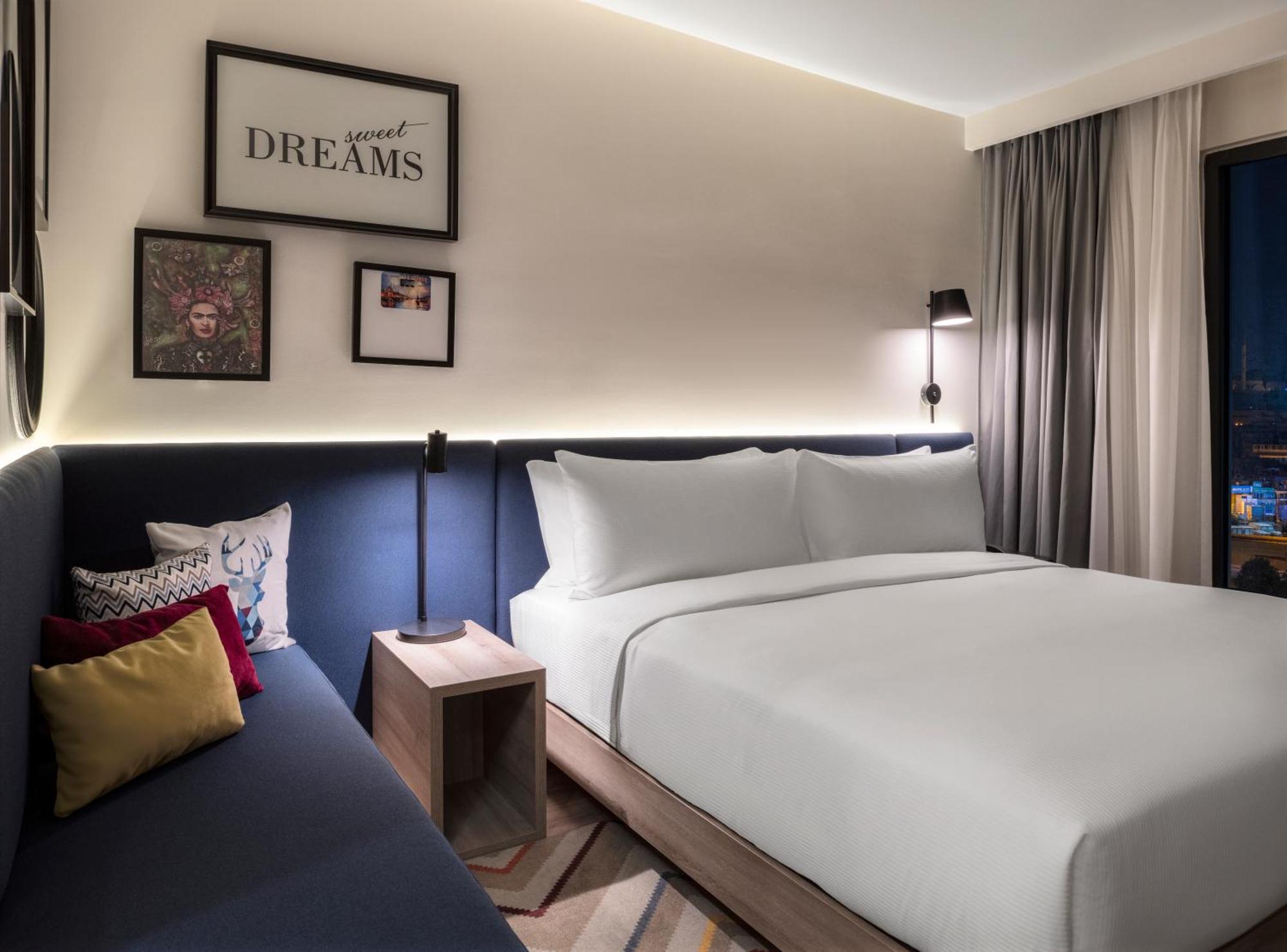Hampton By Hilton Istanbul Merter Esterno foto
